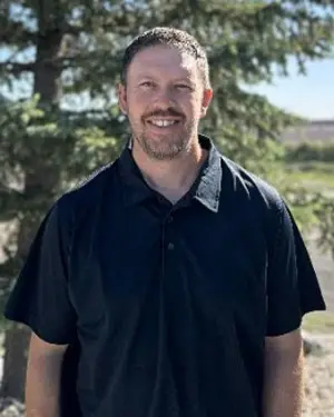 Headshot of Landon Lembitz