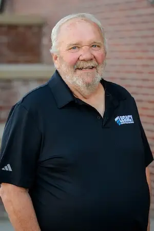 A headshot of Brad Lindsay, Commercial Superintendent at Legacy Construction Group in Cheyenne, Wyoming